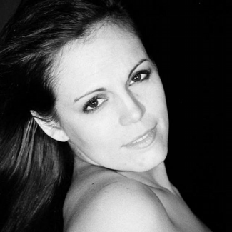 Amiti Perry Amiti Perry headshot